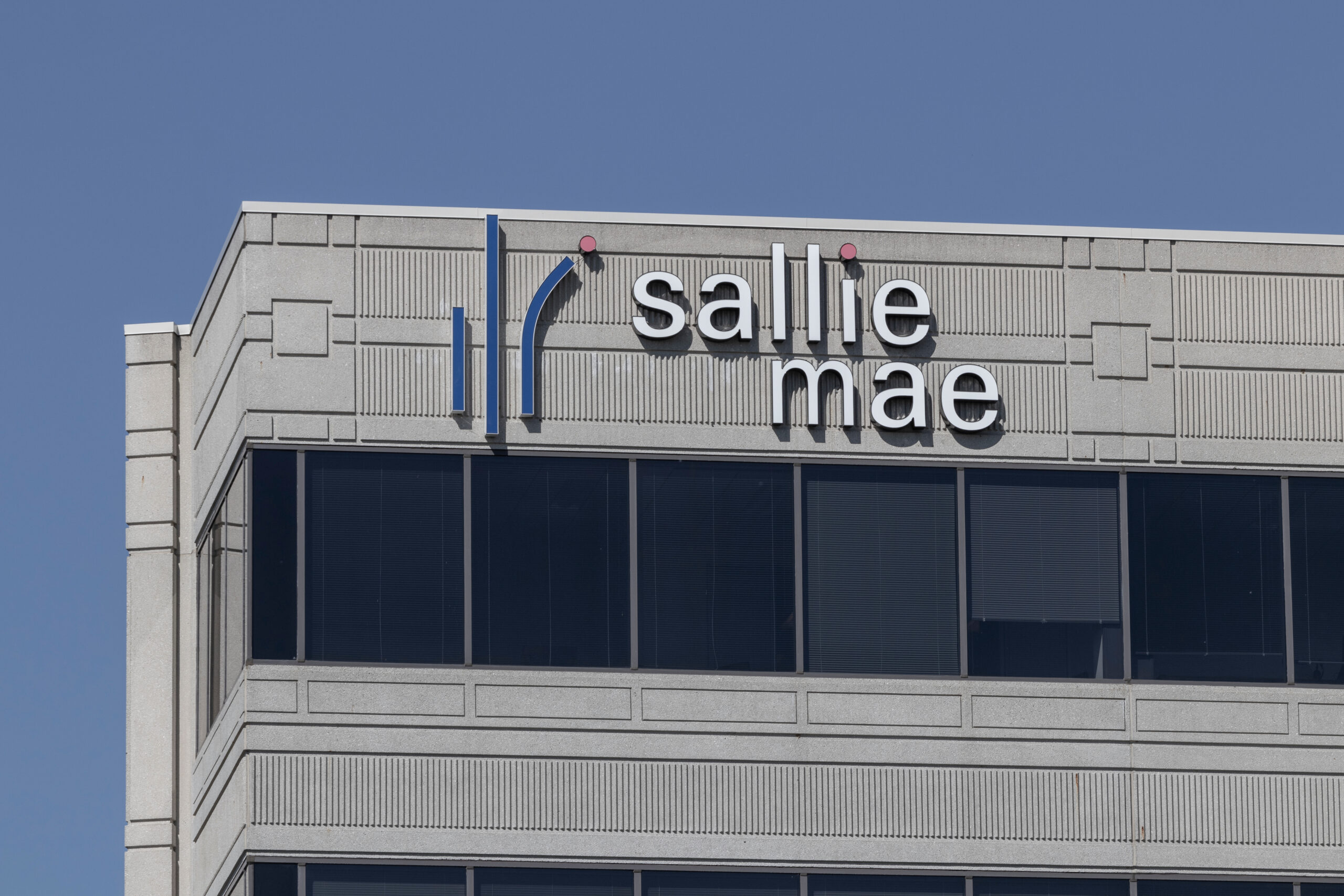 After weak quarter, Sallie Mae foresees...