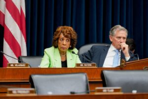 De novos, deposit insurance reform find...